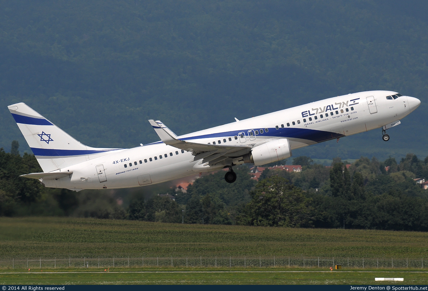 Photo of 4X-EKJ - Boeing 737-85P operated by El Al Israel Airlines