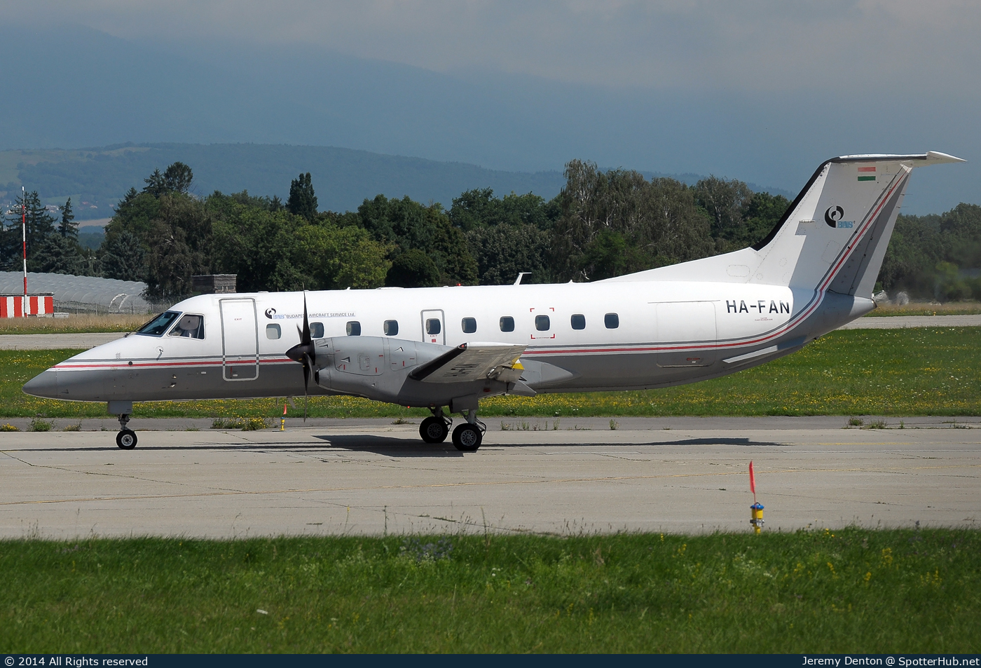Photo of HA-FAN - Embraer EMB-120ER Brasilia operated by Budapest Aircraft Service