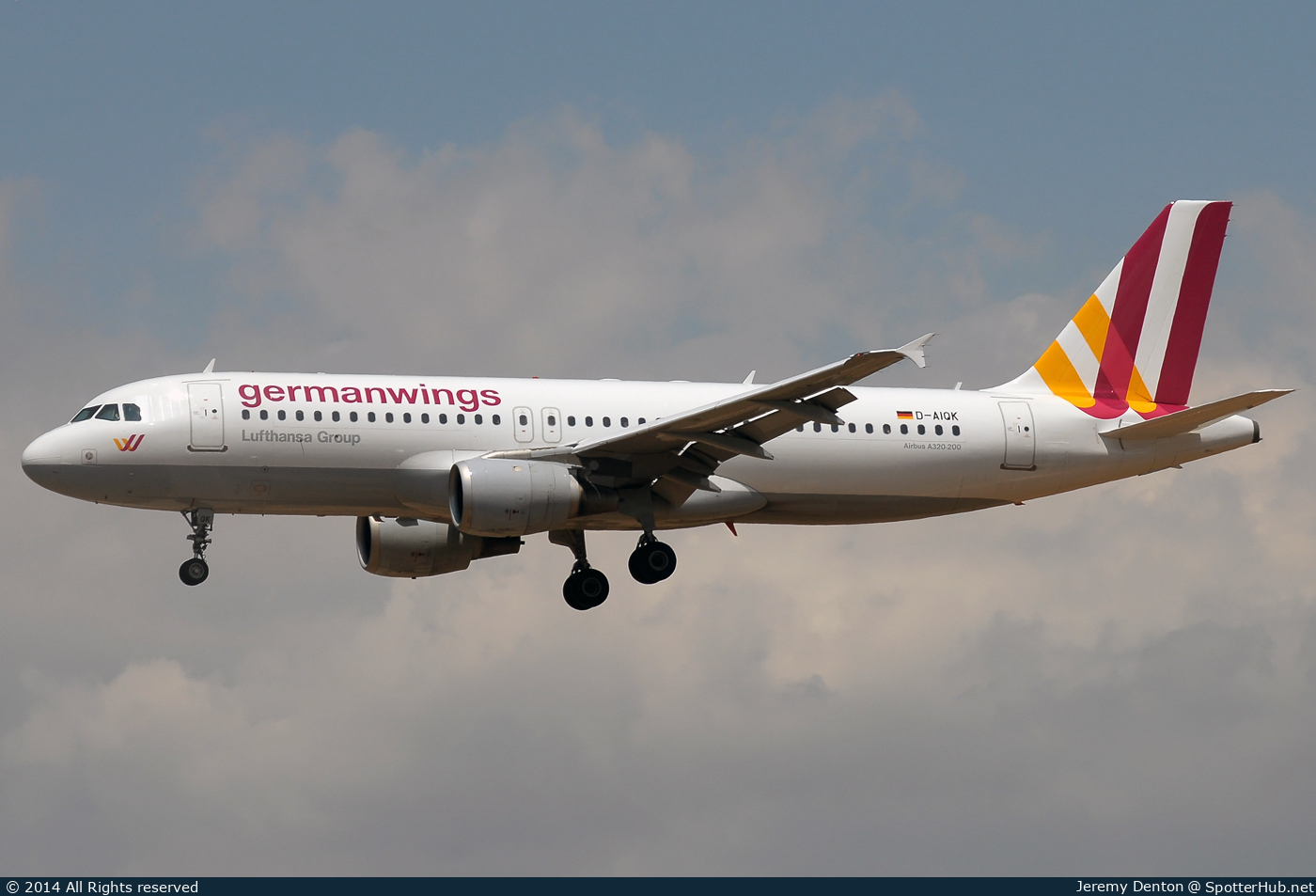 Photo of D-AIQK - Airbus A320-211 operated by Germanwings