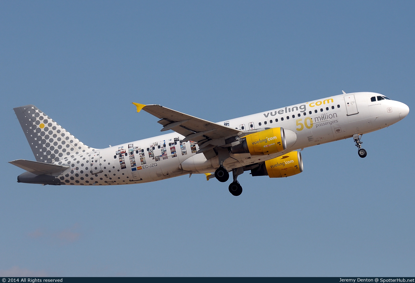 Photo of EC-JZQ - Airbus A320-214 operated by Vueling