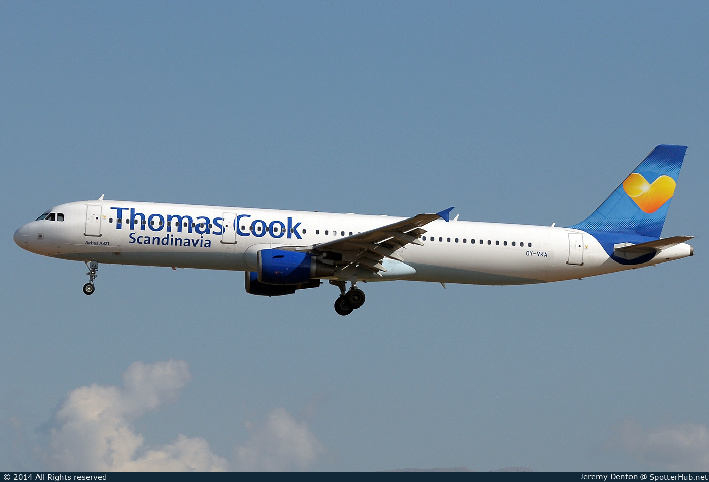 Photo of OY-VKA - Airbus A321-211 operated by Thomas Cook Airlines Scandinavia