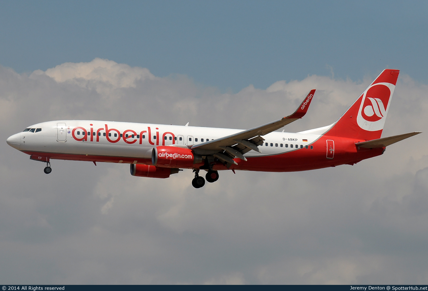 Photo of D-ABKP - Boeing 737-86J operated by Air Berlin