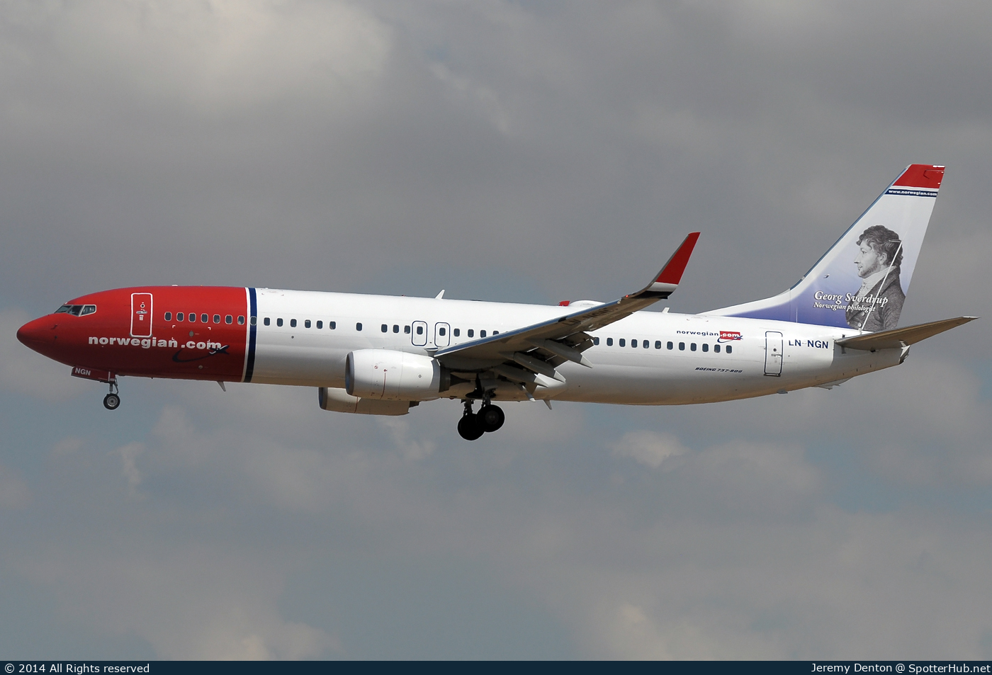 Photo of LN-NGN - Boeing 737-8JP operated by Norwegian Air Shuttle