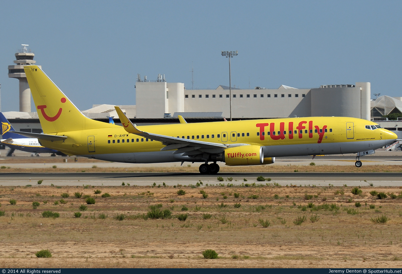 Photo of D-AHFW - Boeing 737-8K5 operated by TUIfly