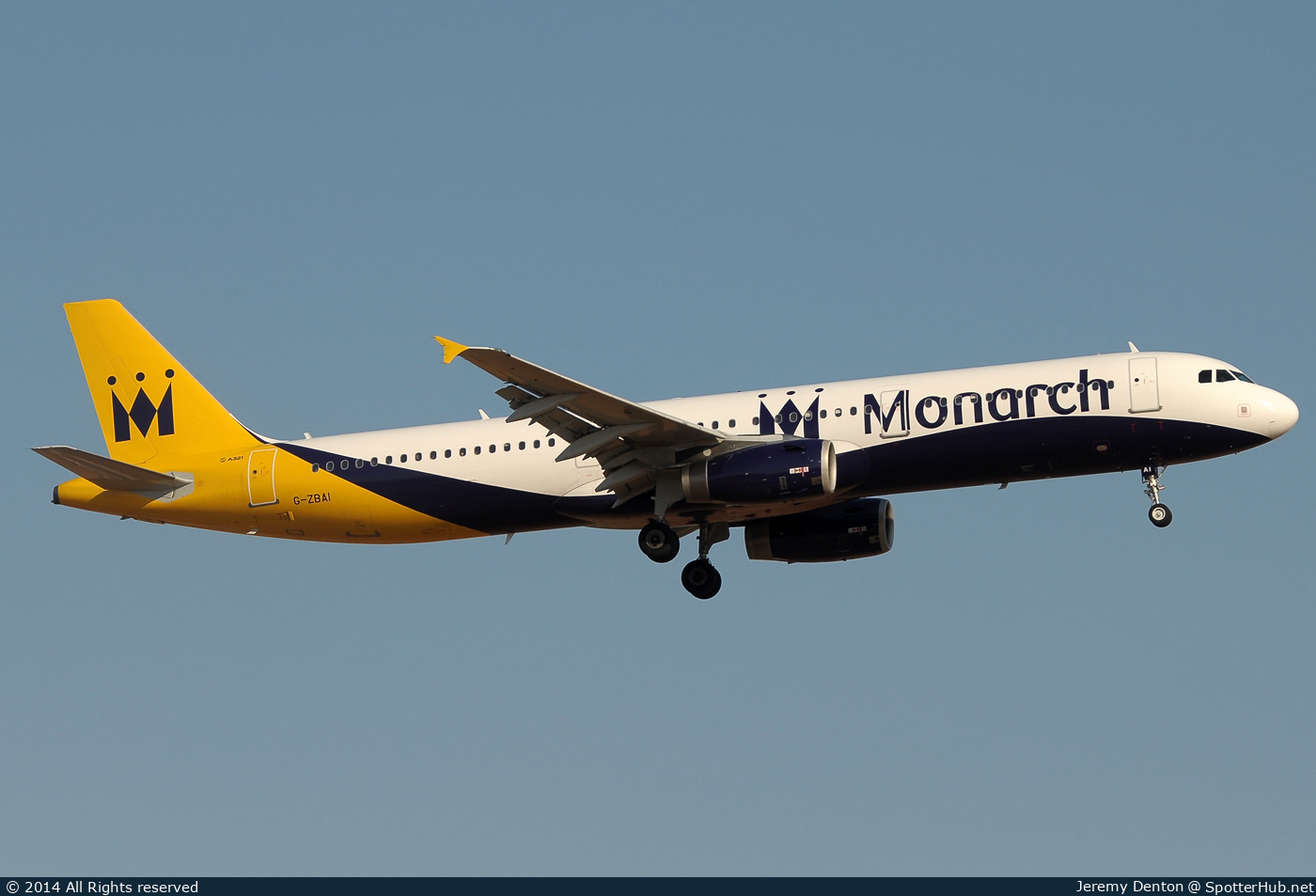 Photo of G-ZBAI - Airbus A321-231 operated by Monarch Airlines