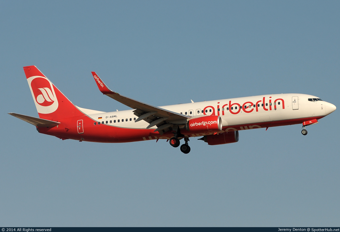 Photo of D-ABML - Boeing 737-86J operated by Air Berlin