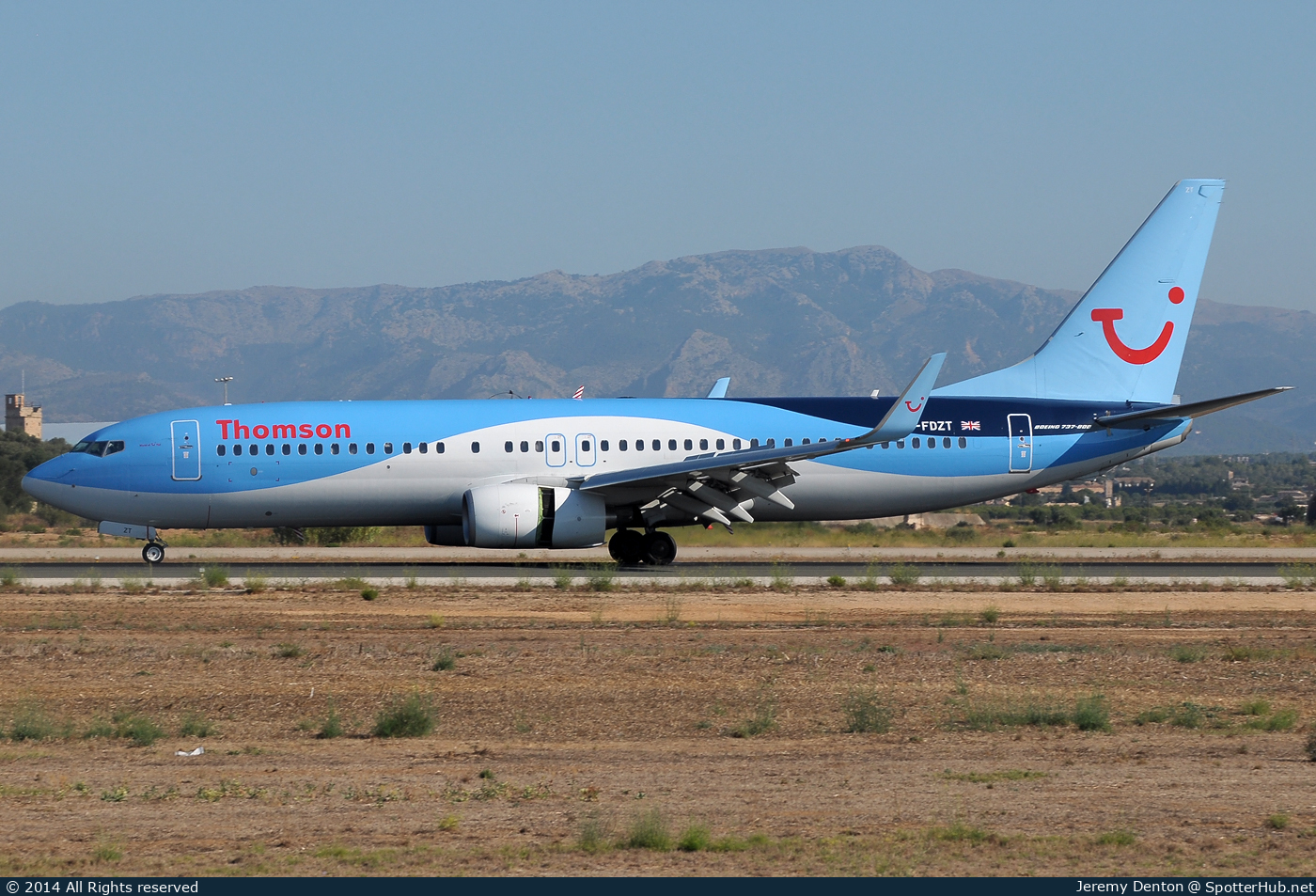 Photo of G-FDZT - Boeing 737-8K5 operated by Thomson Airways