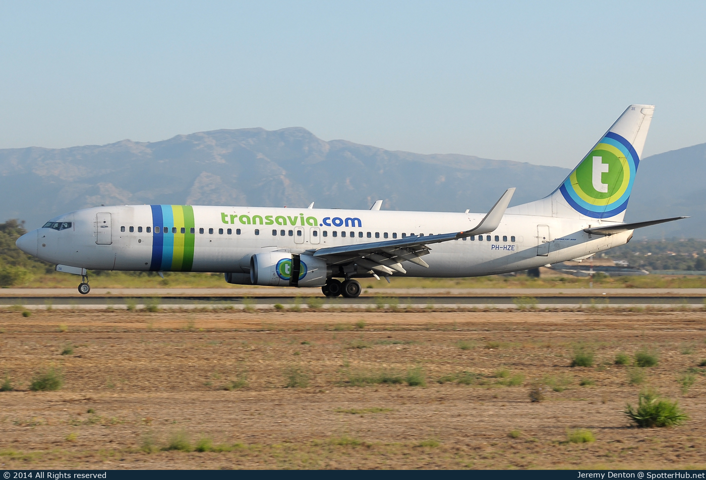 Photo of PH-HZE - Boeing 737-8K2 operated by Transavia