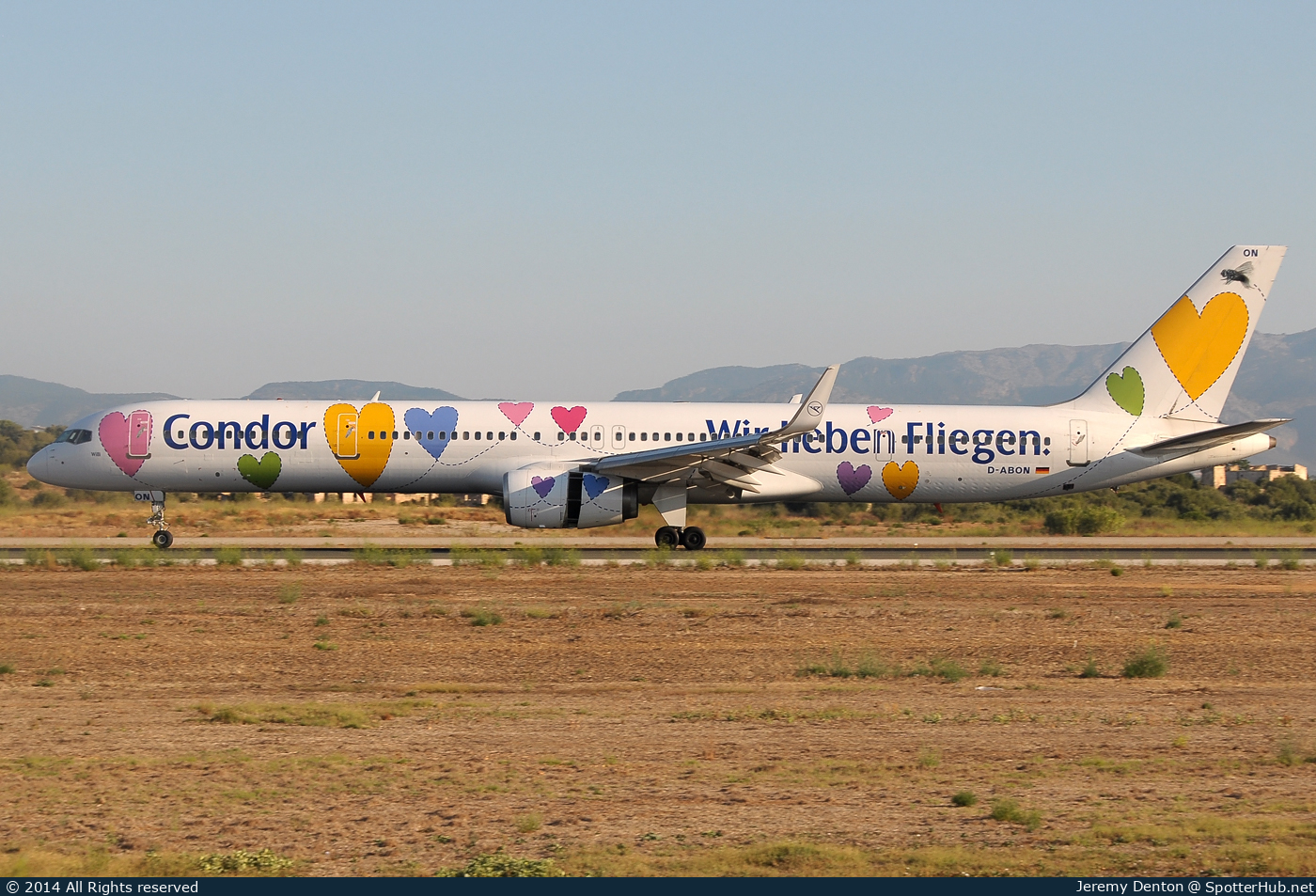 Photo of D-ABON - Boeing 757-330 operated by Condor