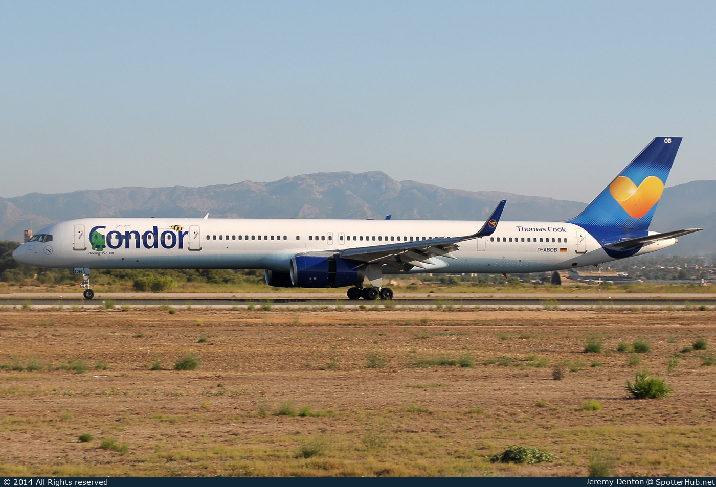 Photo of D-ABOB - Boeing 757-330 operated by Condor
