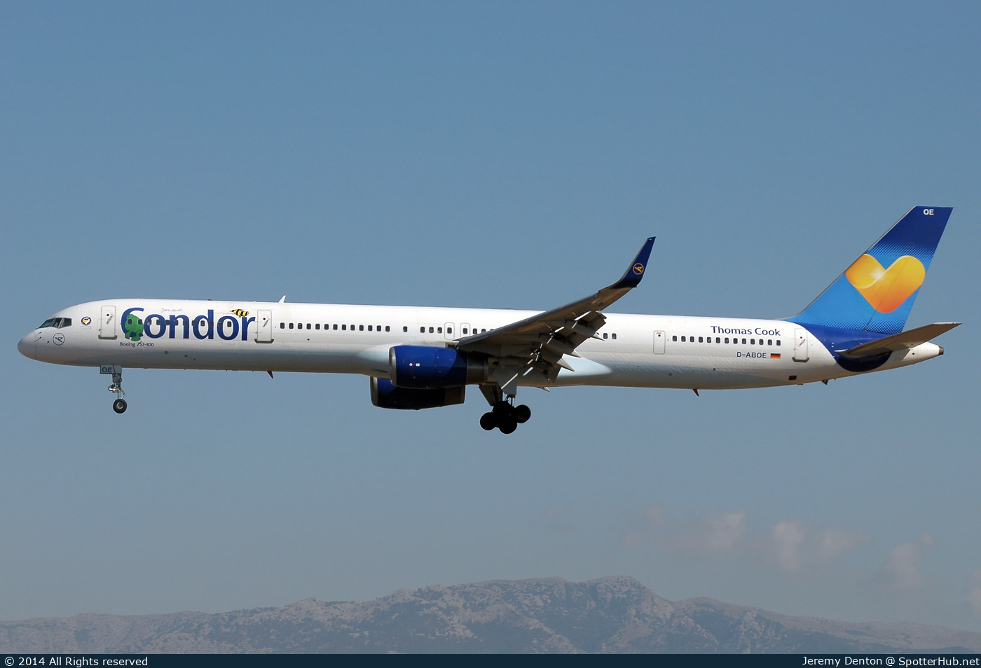 Photo of D-ABOE - Boeing 757-330 operated by Condor