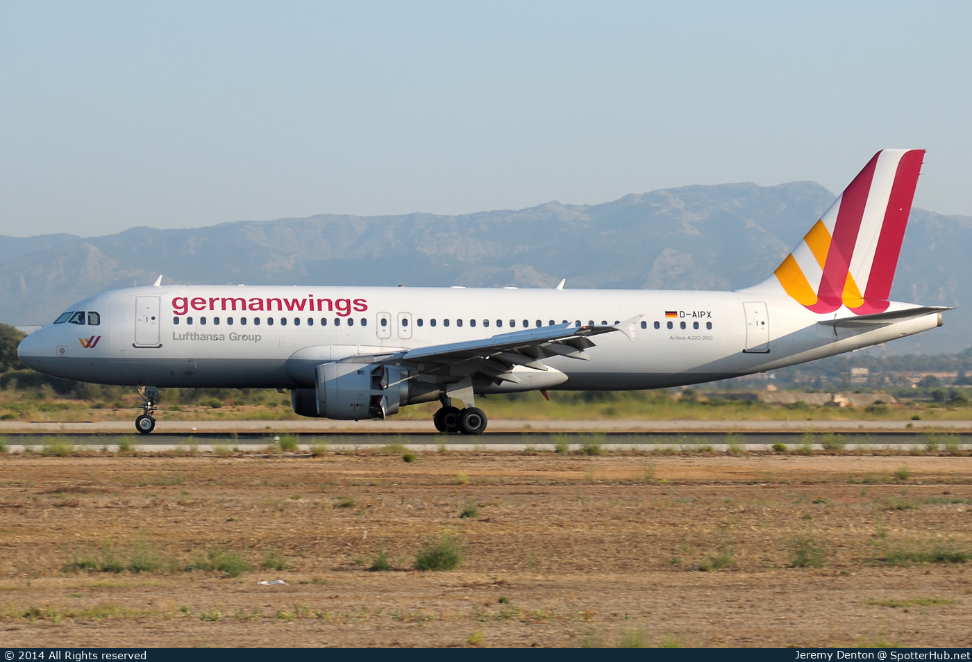 Photo of D-AIPX - Airbus A320-211 operated by Germanwings