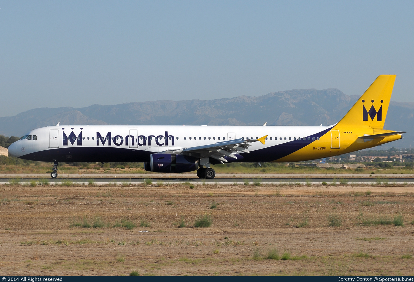 Photo of G-OZBO - Airbus A321-231 operated by Monarch Airlines