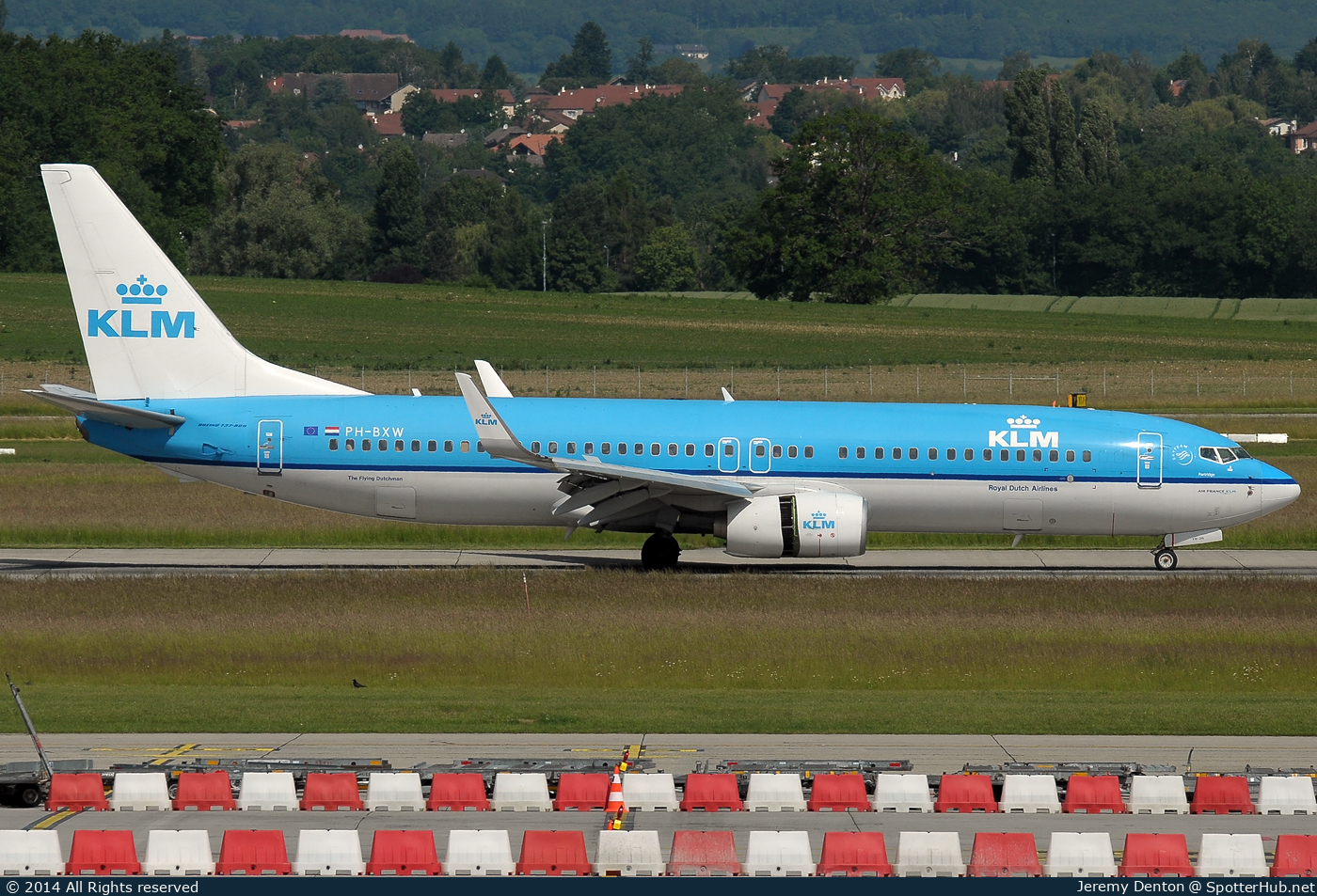 Photo of PH-BXW - Boeing 737-8K2 operated by KLM Royal Dutch Airlines
