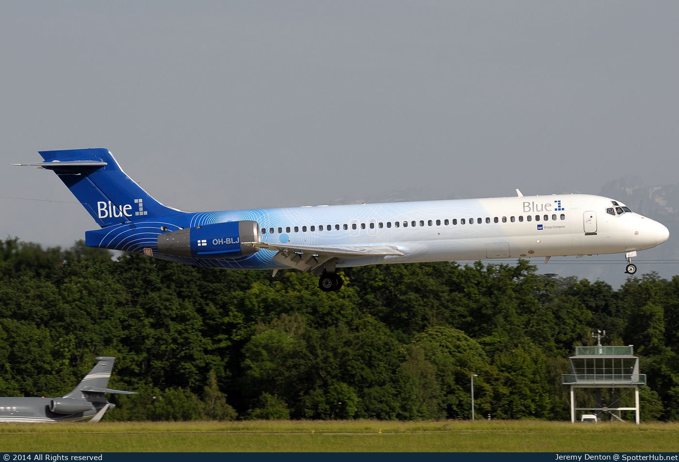 Photo of OH-BLJ - Boeing 717-23S operated by Blue1