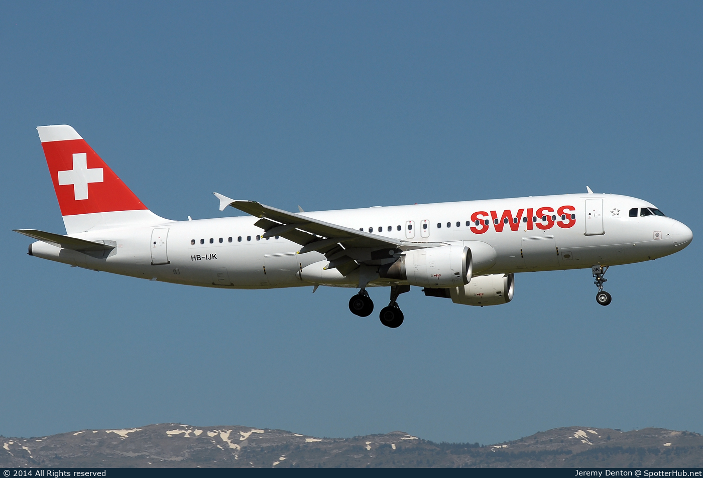 Photo of HB-IJK - Airbus A320-214 operated by Swiss International Air Lines