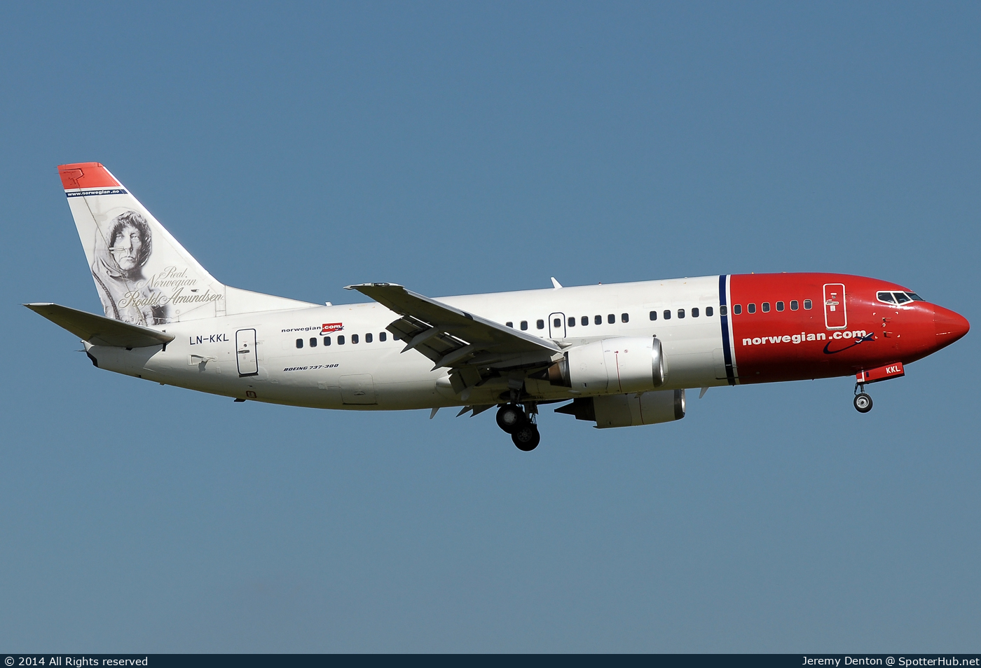 Photo of LN-KKL - Boeing 737-36N operated by Norwegian Air Shuttle