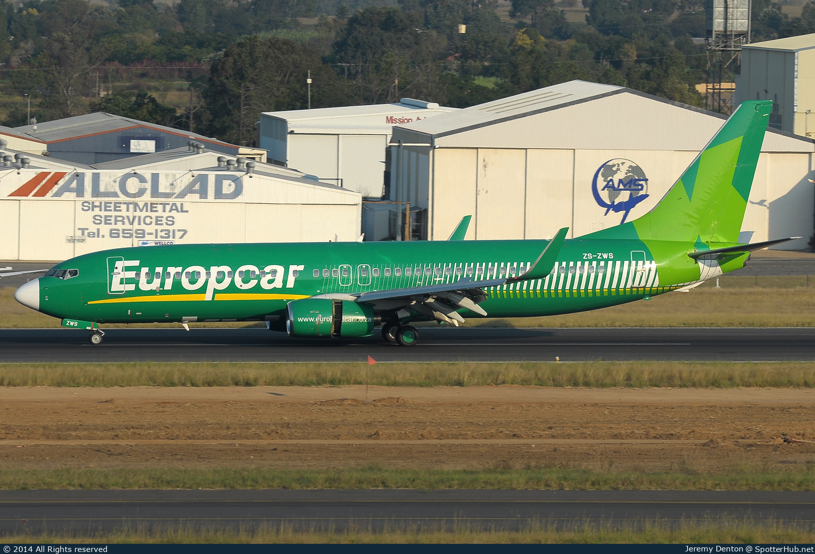 Photo of ZS-ZWS - Boeing 737-86N operated by Kulula.com