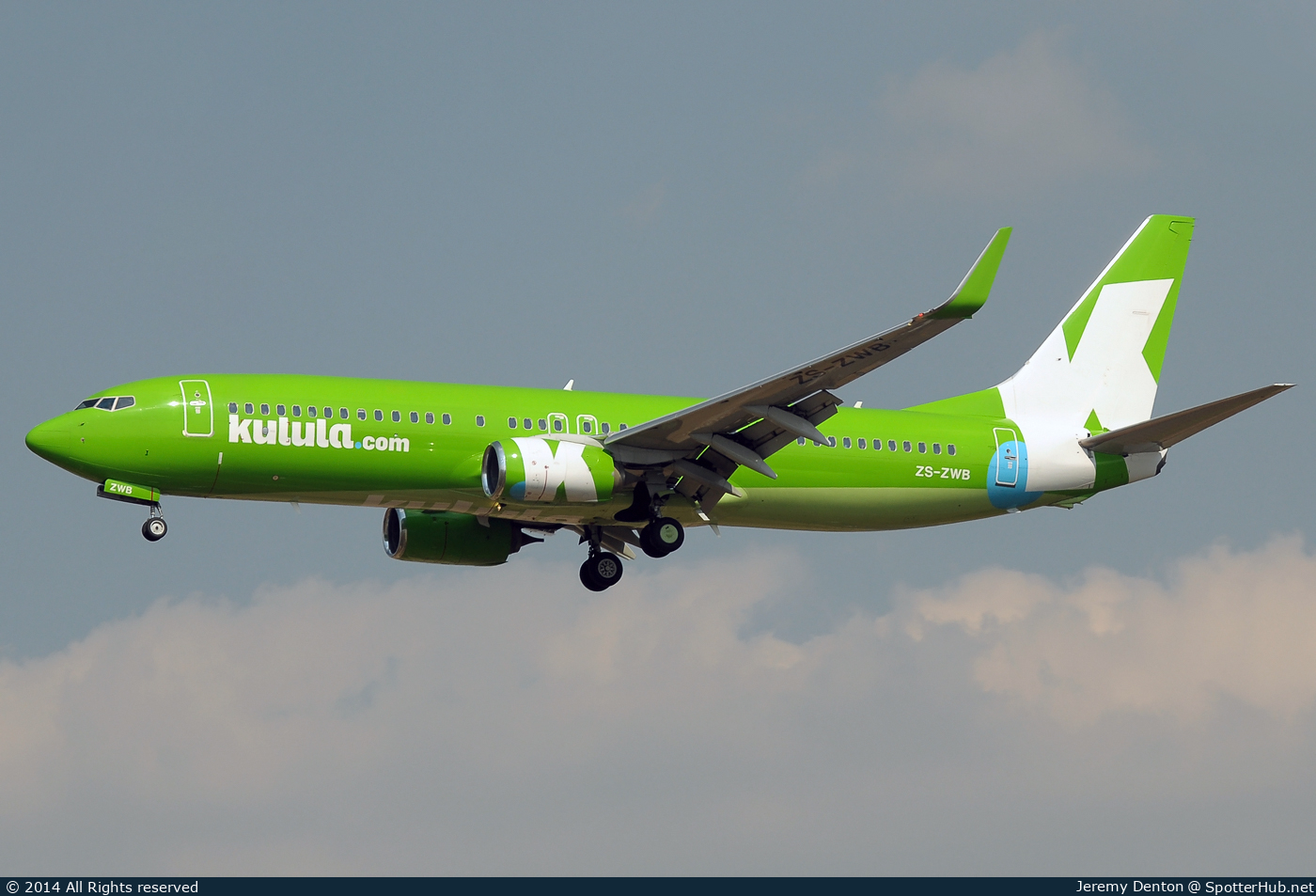 Photo of ZS-ZWB - Boeing 737-8LD operated by Kulula.com
