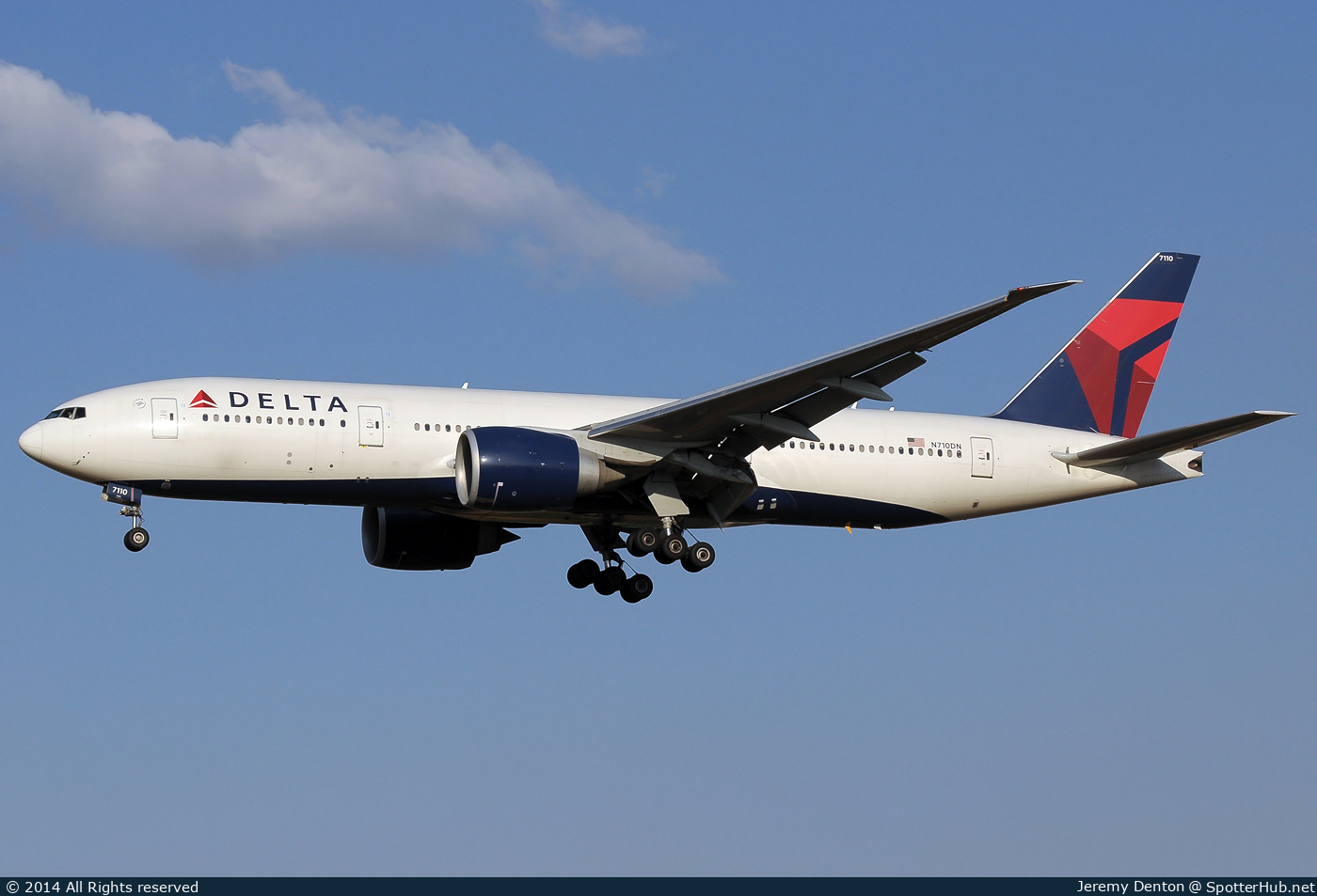 Photo of N710DN - Boeing 777-232(LR) operated by Delta Air Lines