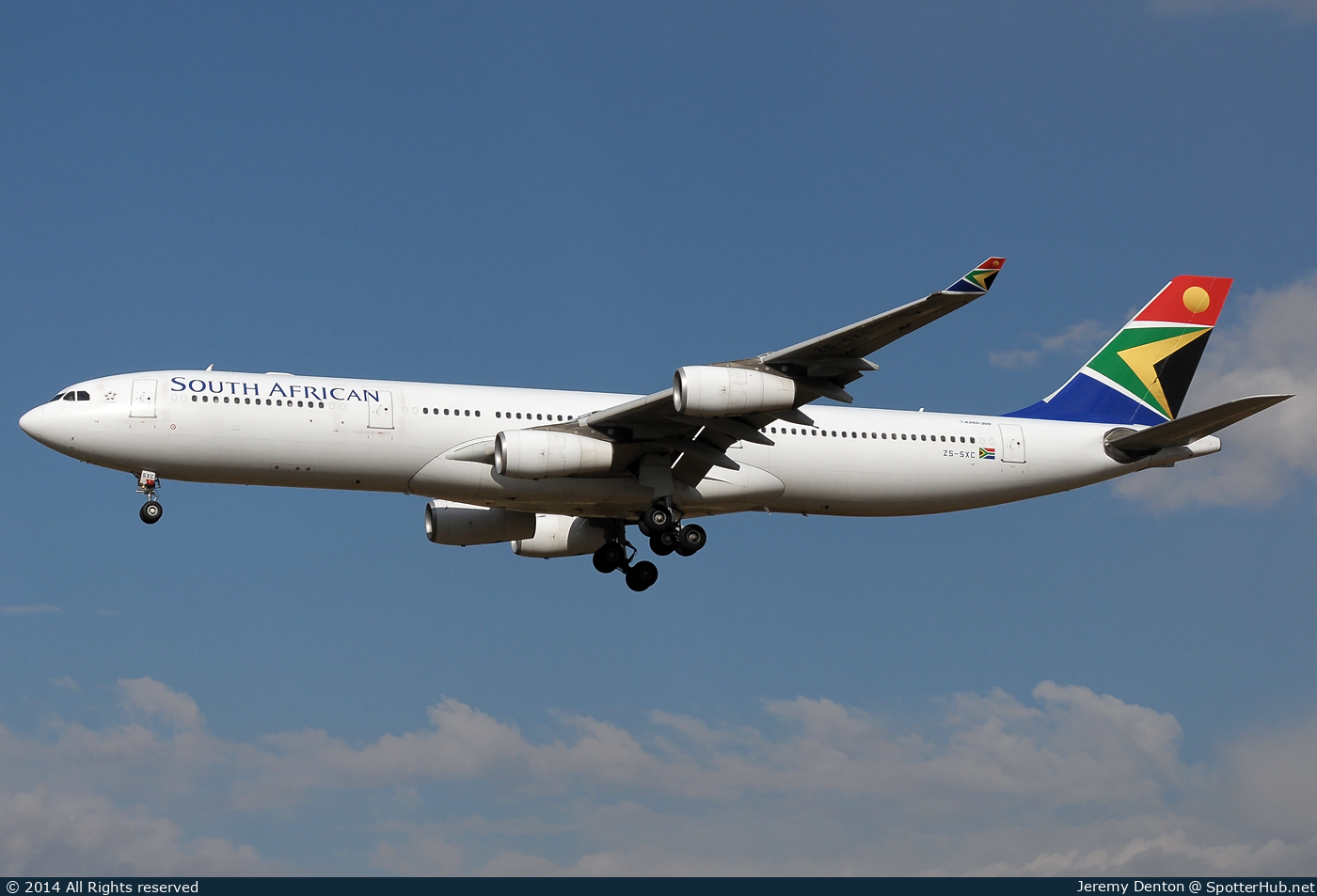 Photo of ZS-SXC - Airbus A340-313 operated by South African Airways