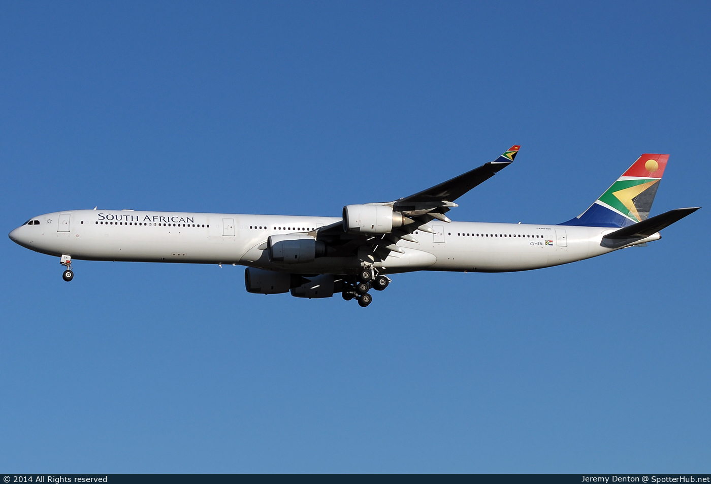 Photo of ZS-SNI - Airbus A340-642 operated by South African Airways