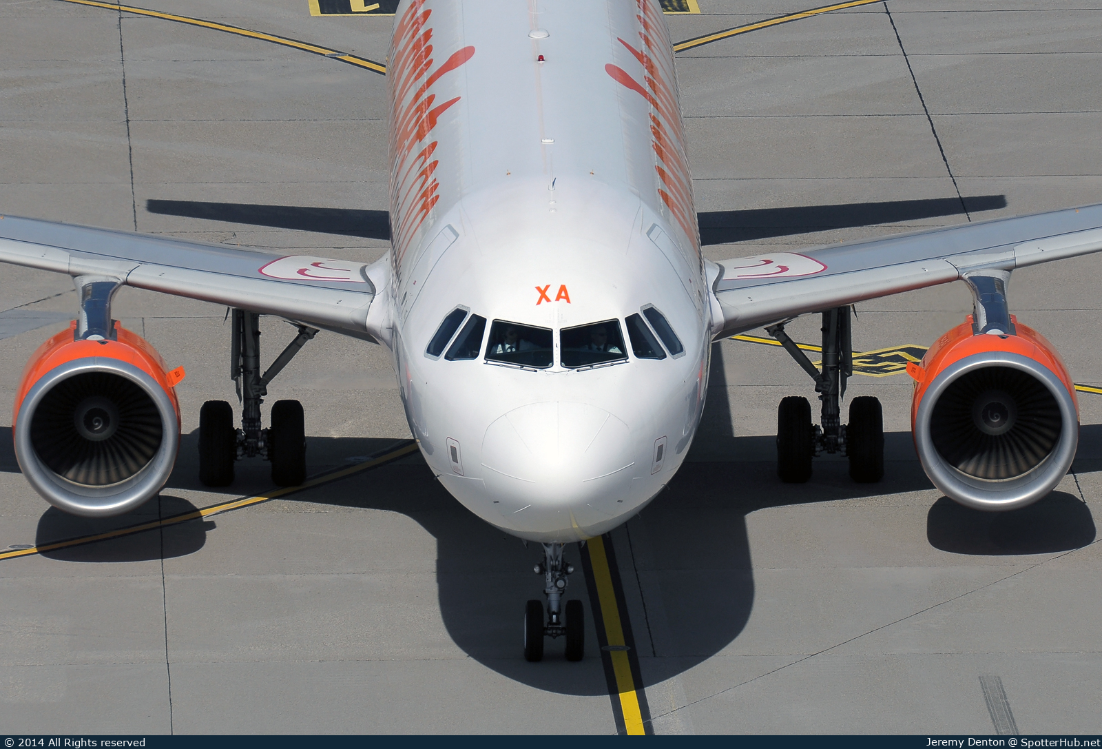 Photo of HB-JXA - Airbus A320-214 operated by easyJet Switzerland