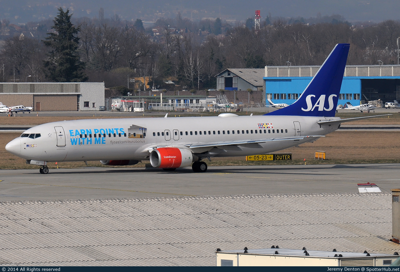 Photo of LN-RPM - Boeing 737-883 operated by SAS Scandinavian Airlines