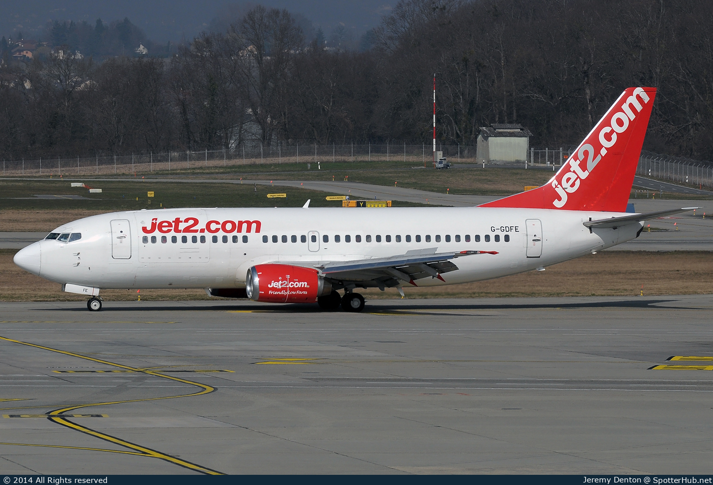 Photo of G-GDFE - Boeing 737-3Q8(BDQC) operated by Jet2