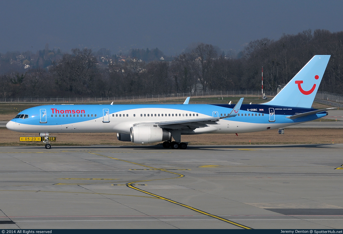 Photo of G-OOBC - Boeing 757-28A operated by Thomson Airways