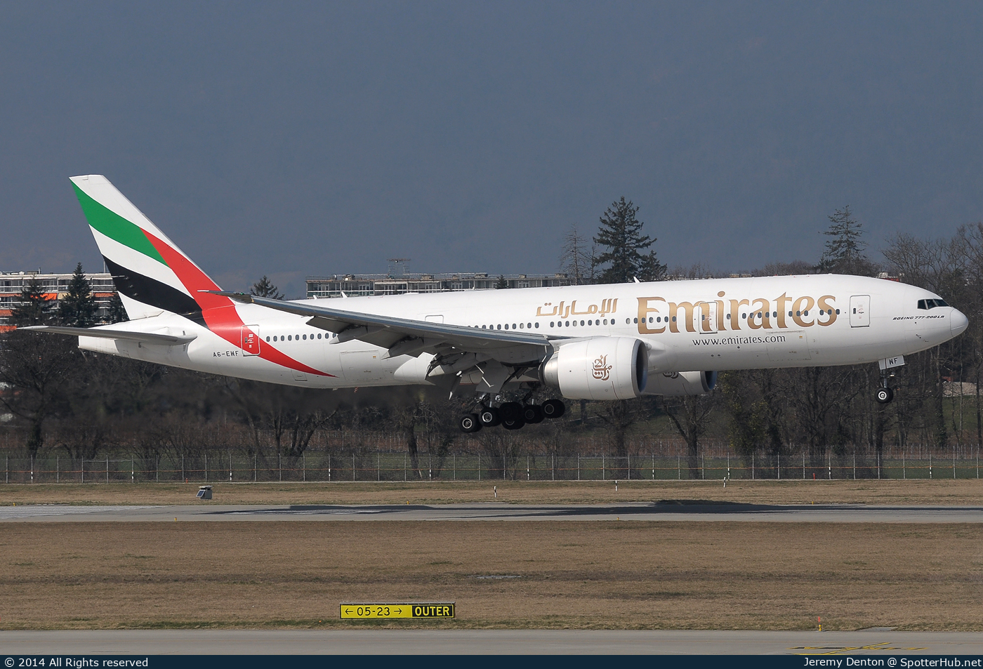 Photo of A6-EWF - Boeing 777-21H(LR) operated by Emirates