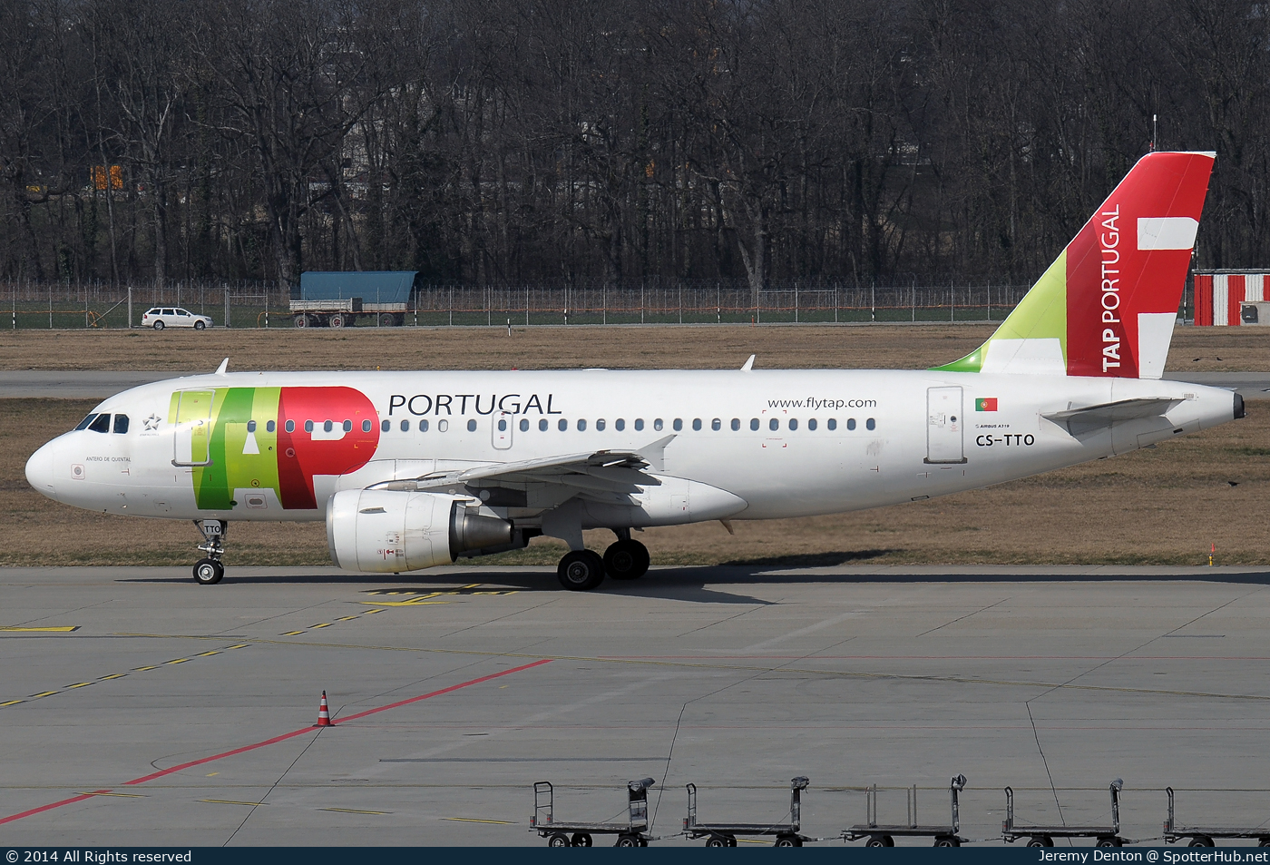 Photo of CS-TTO - Airbus A319-111 operated by TAP Air Portugal