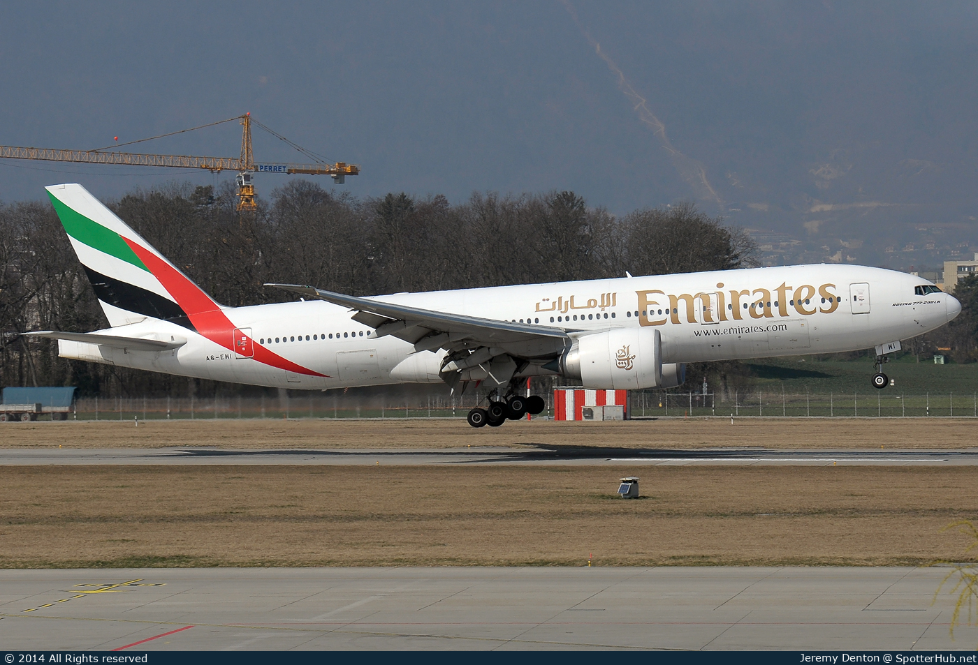 Photo of A6-EWI - Boeing 777-21H(LR) operated by Emirates