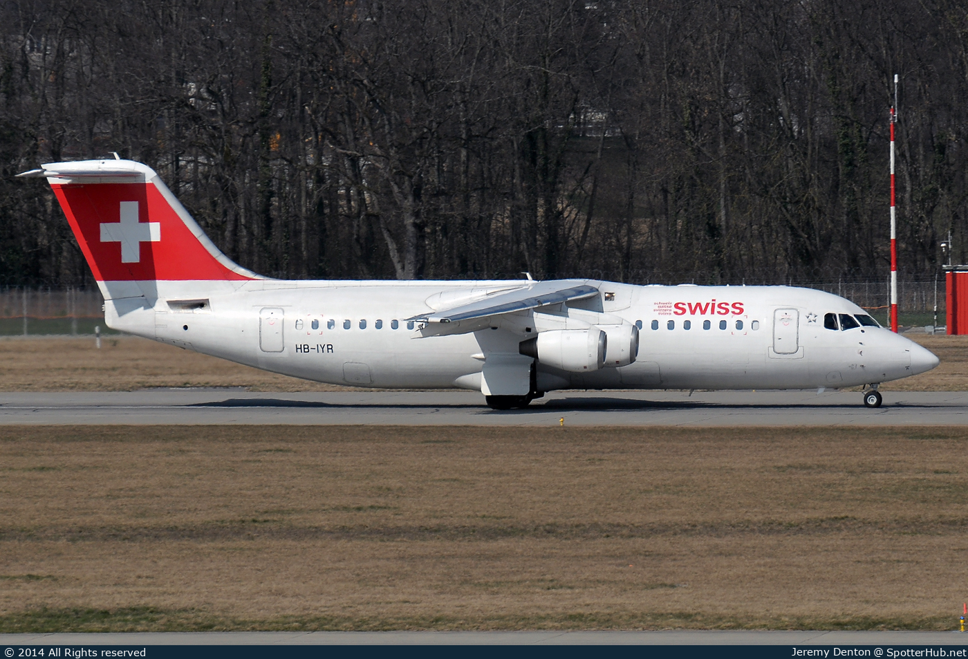 Photo of HB-IYR - British Aerospace Avro RJ100 operated by Swiss International Air Lines