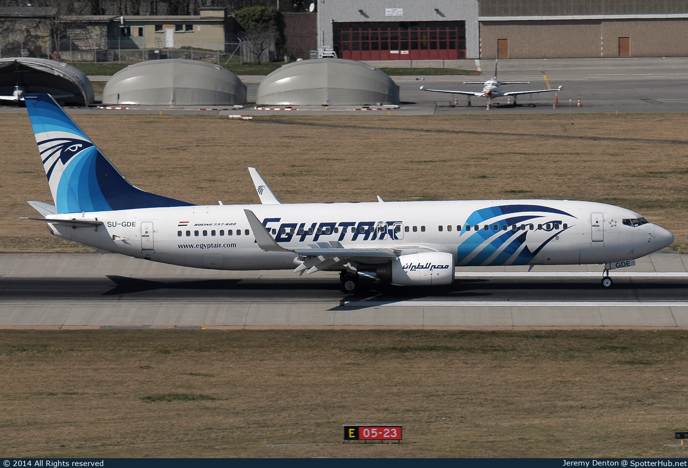 Photo of SU-GDE - Boeing 737-866 operated by Egyptair