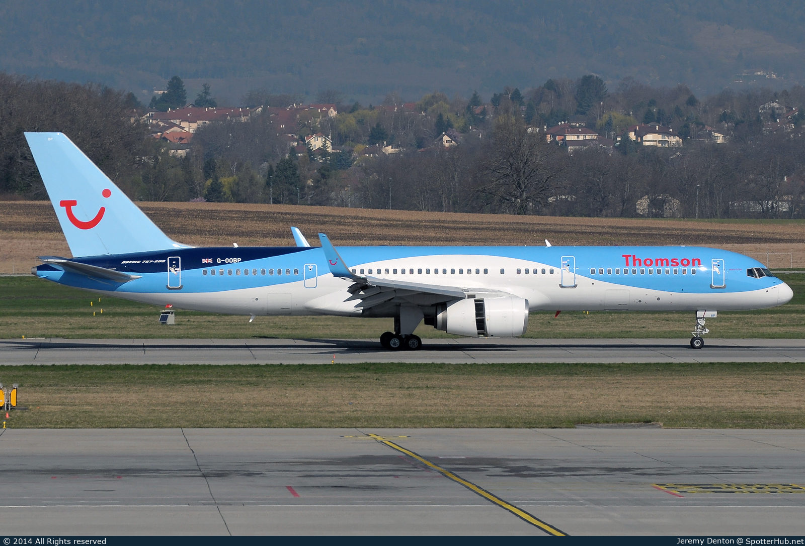 Photo of G-OOBP - Boeing 757-2G5 operated by Thomson Airways