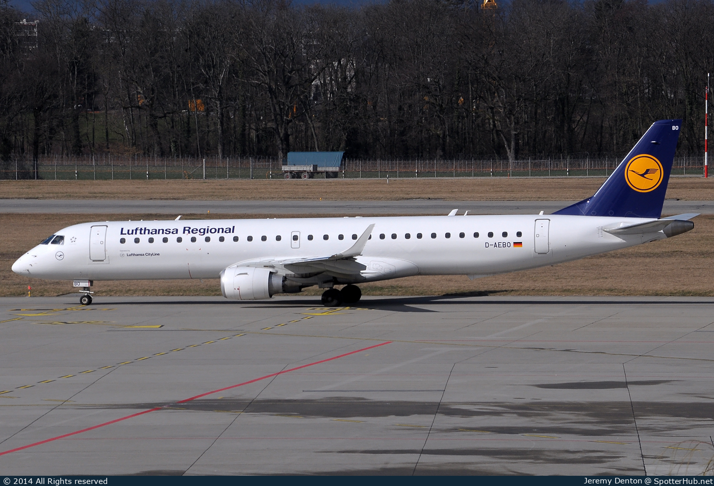 Photo of D-AEBO - Embraer ERJ-195LR operated by Lufthansa CityLine