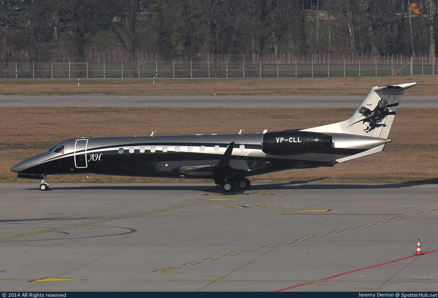 Photo of VP-CLL - Embraer Legacy 600 operated by Titan Aviation