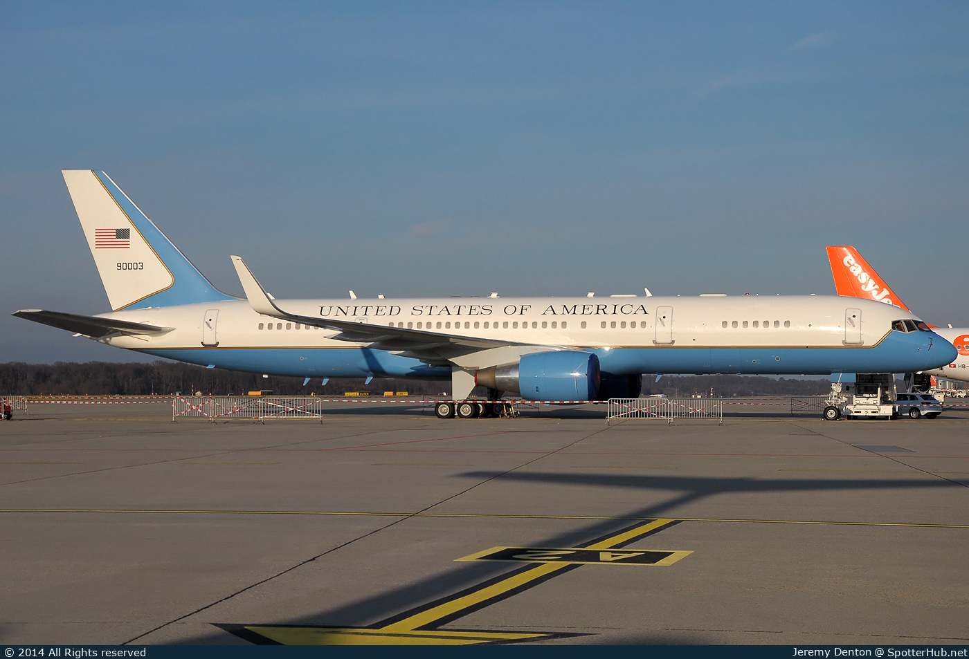 Photo of 99-0003 - Boeing C-32A operated by US Air Force