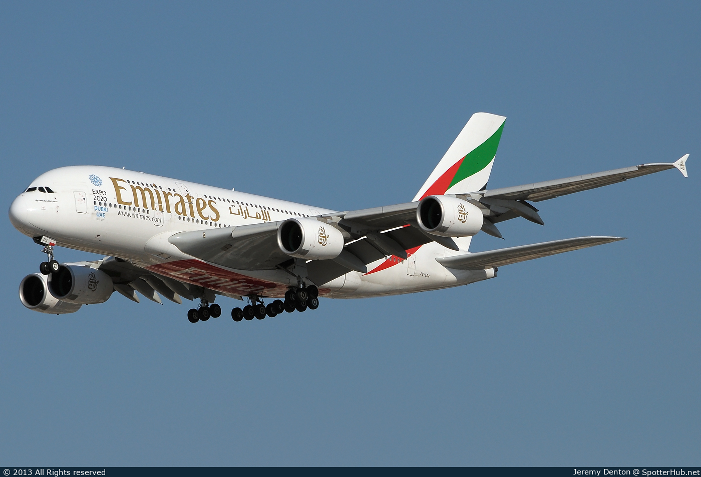 Photo of A6-EDX - Airbus A380-861 operated by Emirates