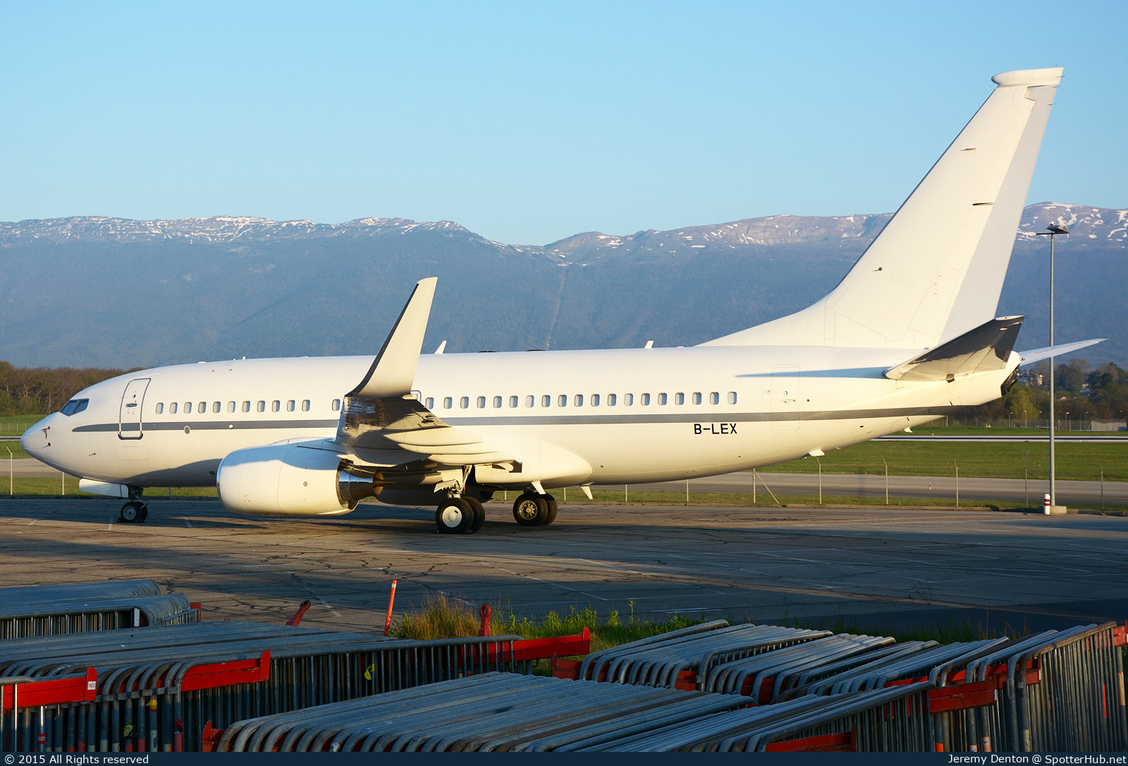 Photo of B-LEX - Boeing 737-7EI(BBJ) operated by Metrojet