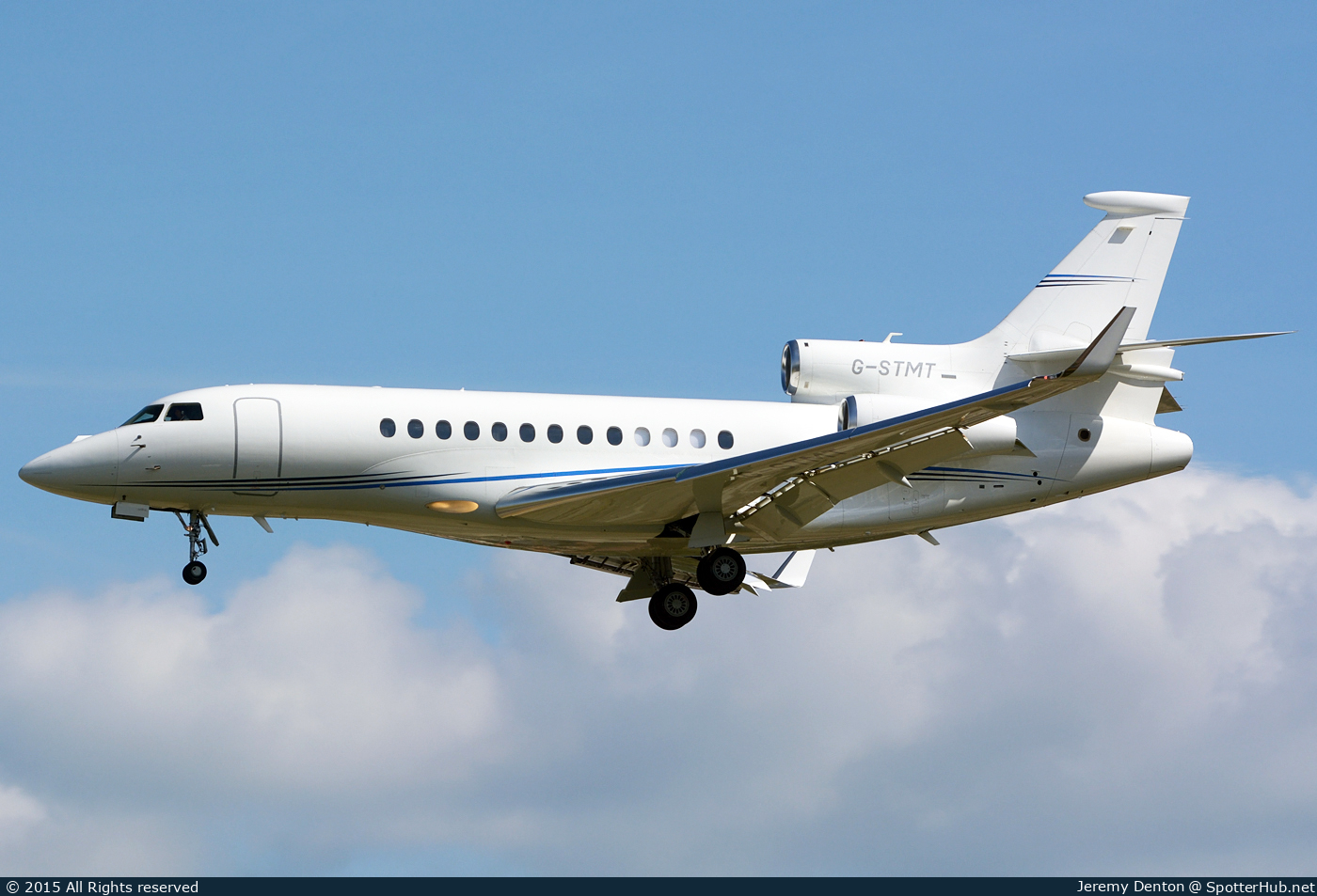 Photo of G-STMT - Dassault Falcon 7X operated by TAG Aviation UK