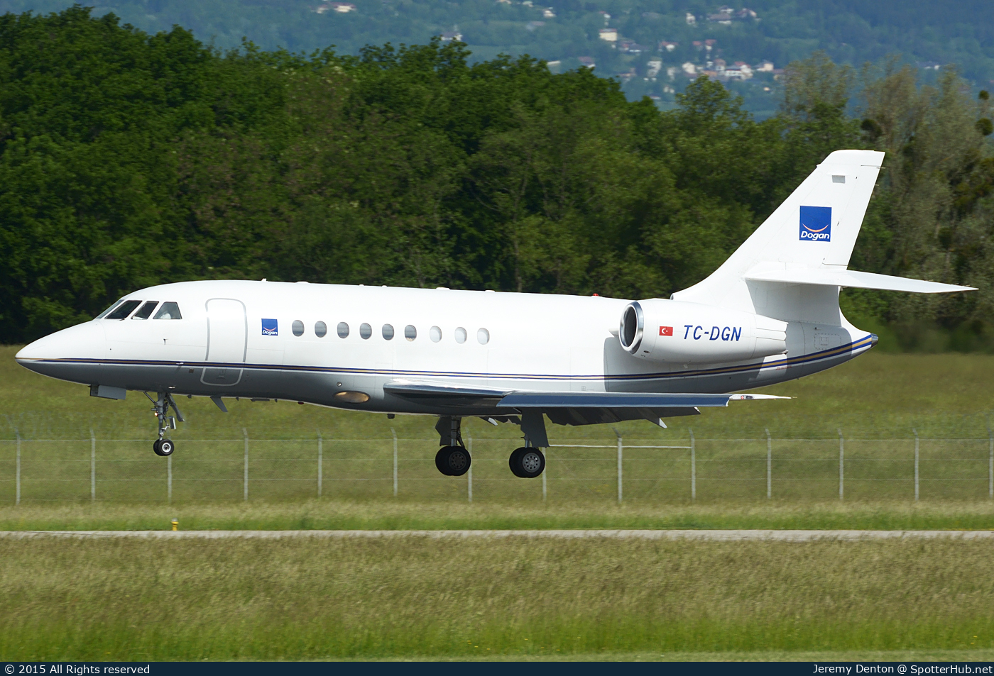 Photo of TC-DGN - Dassault Falcon 2000EX operated by Doğan Aviation