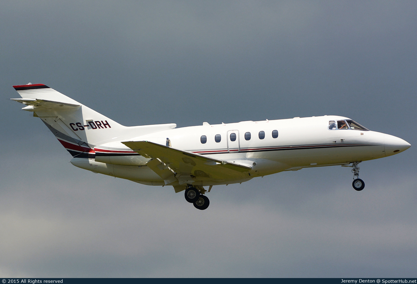 Photo of CS-DRH - Hawker Beechcraft 800XP operated by NetJets Europe