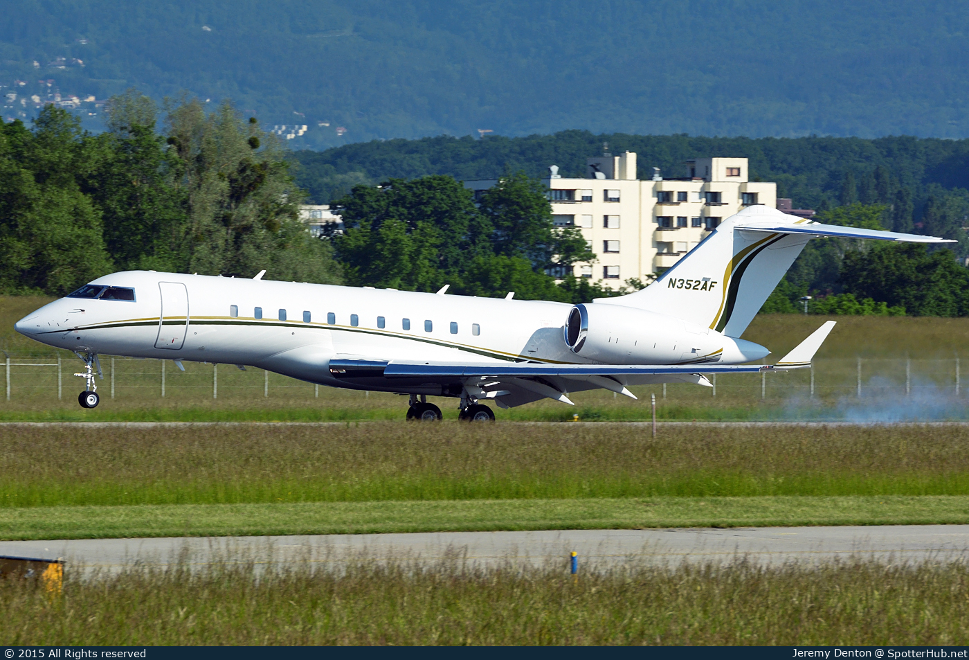 Photo of N352AF - Bombardier Global 5000 operated by Meridian Air Charter