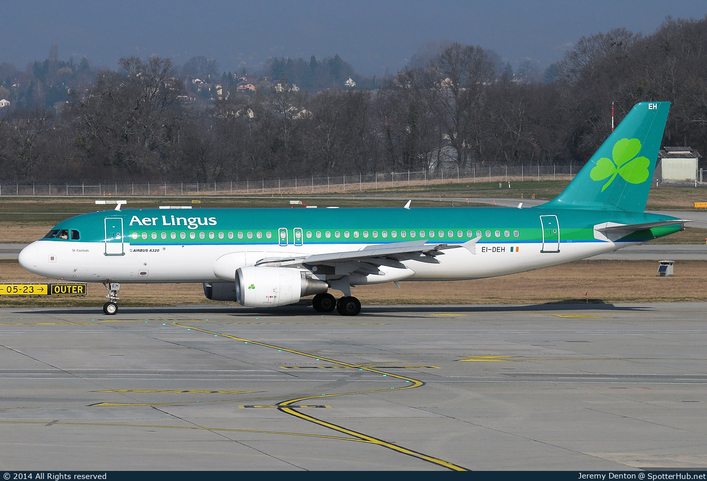 Photo of EI-DEH - Airbus A320-214 operated by Aer Lingus