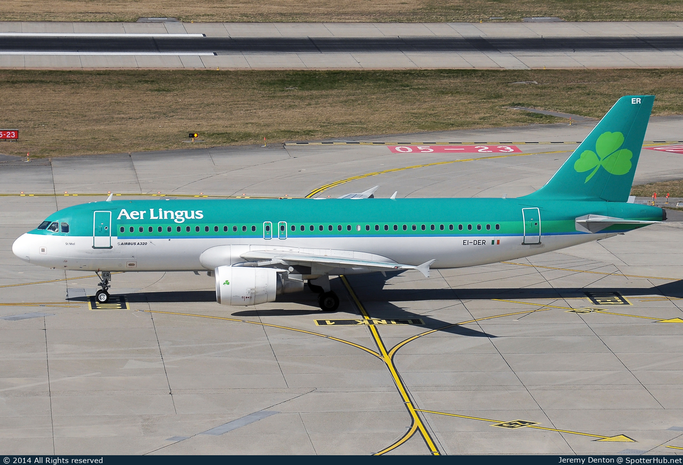 Photo of EI-DER - Airbus A320-214 operated by Aer Lingus