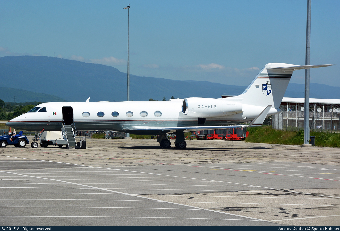 Photo of XA-ELK - Gulfstream GIV-X (G450) operated by Private