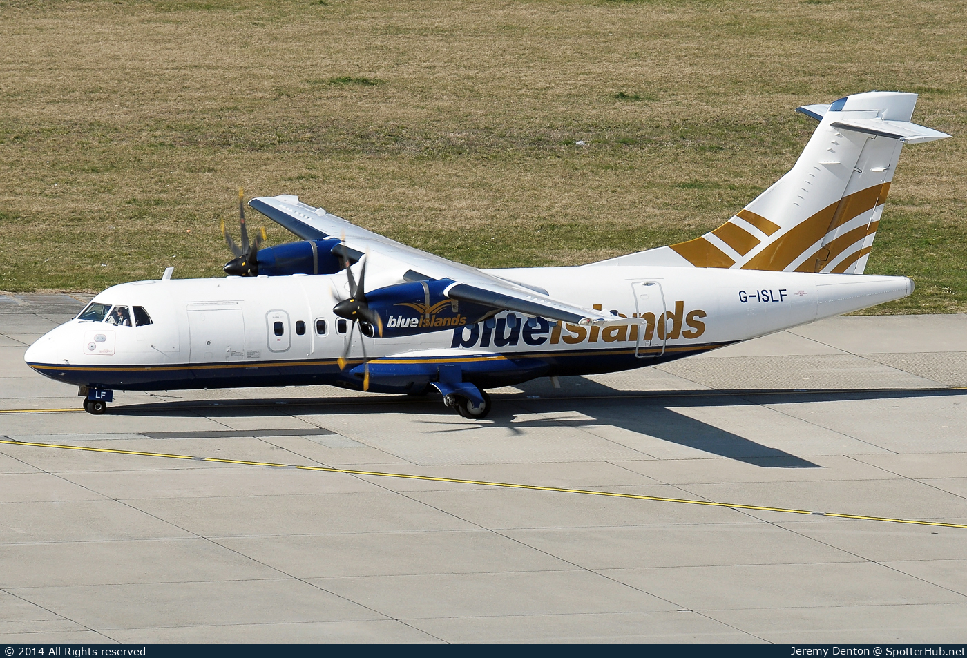 Photo of G-ISLF - ATR 42-500 operated by Blue Islands