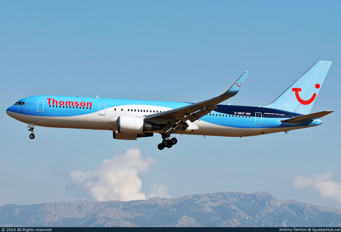 Photo of G-OBYF - Boeing 767-304(ER) operated by Thomson Airways